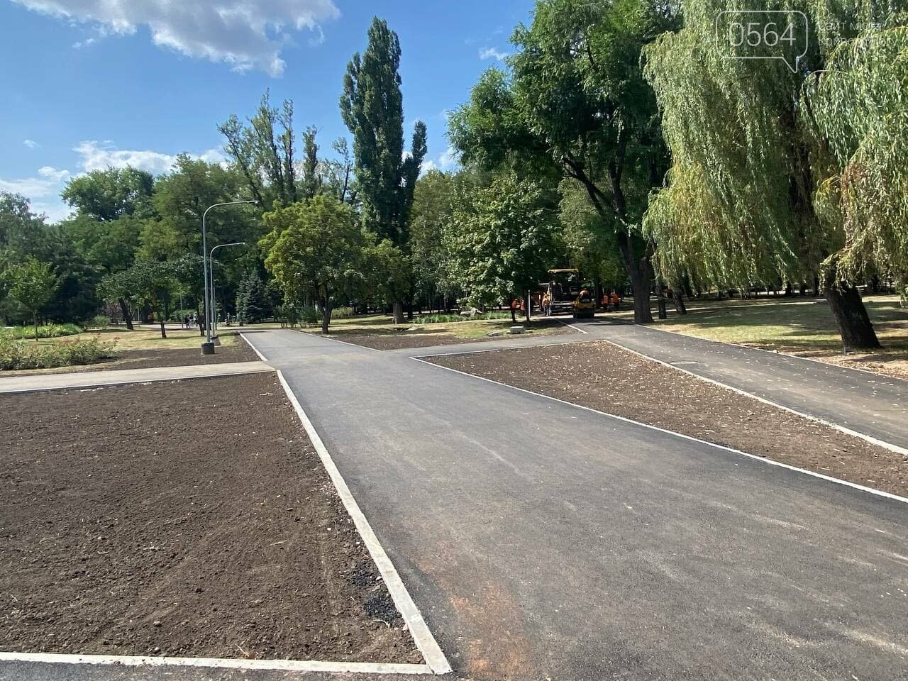 В Кривом Роге в парке Героев ведется подготовка к государственным праздникам, - ФОТО , фото-28
