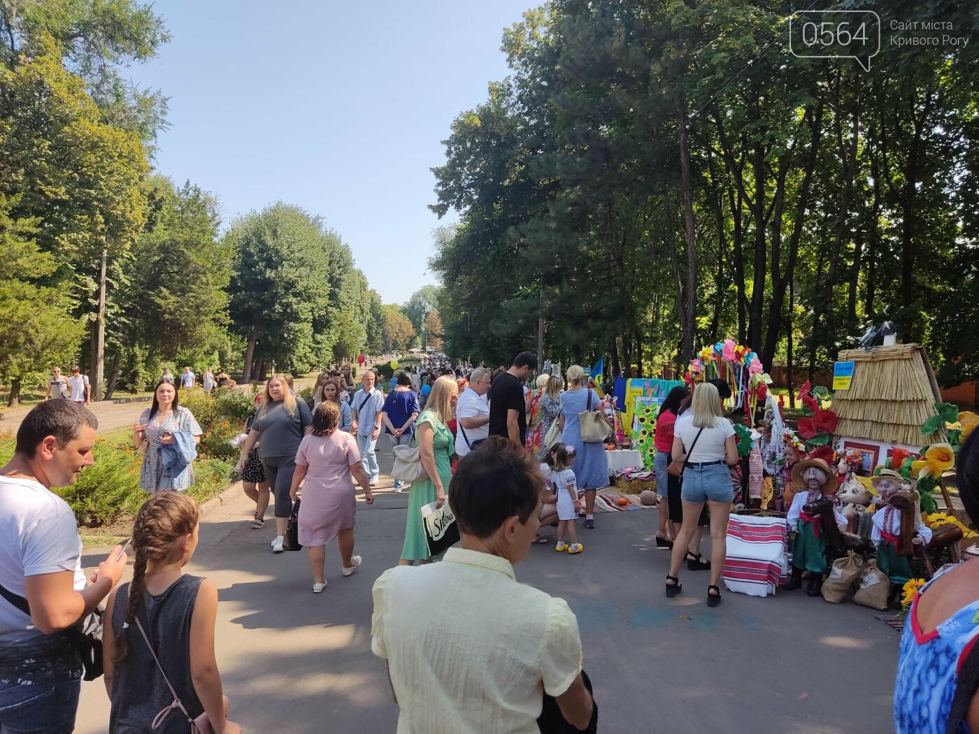 В парке Шахтерский криворожане празднуют День Независимости - ФОТО, ВИДЕО, фото-3