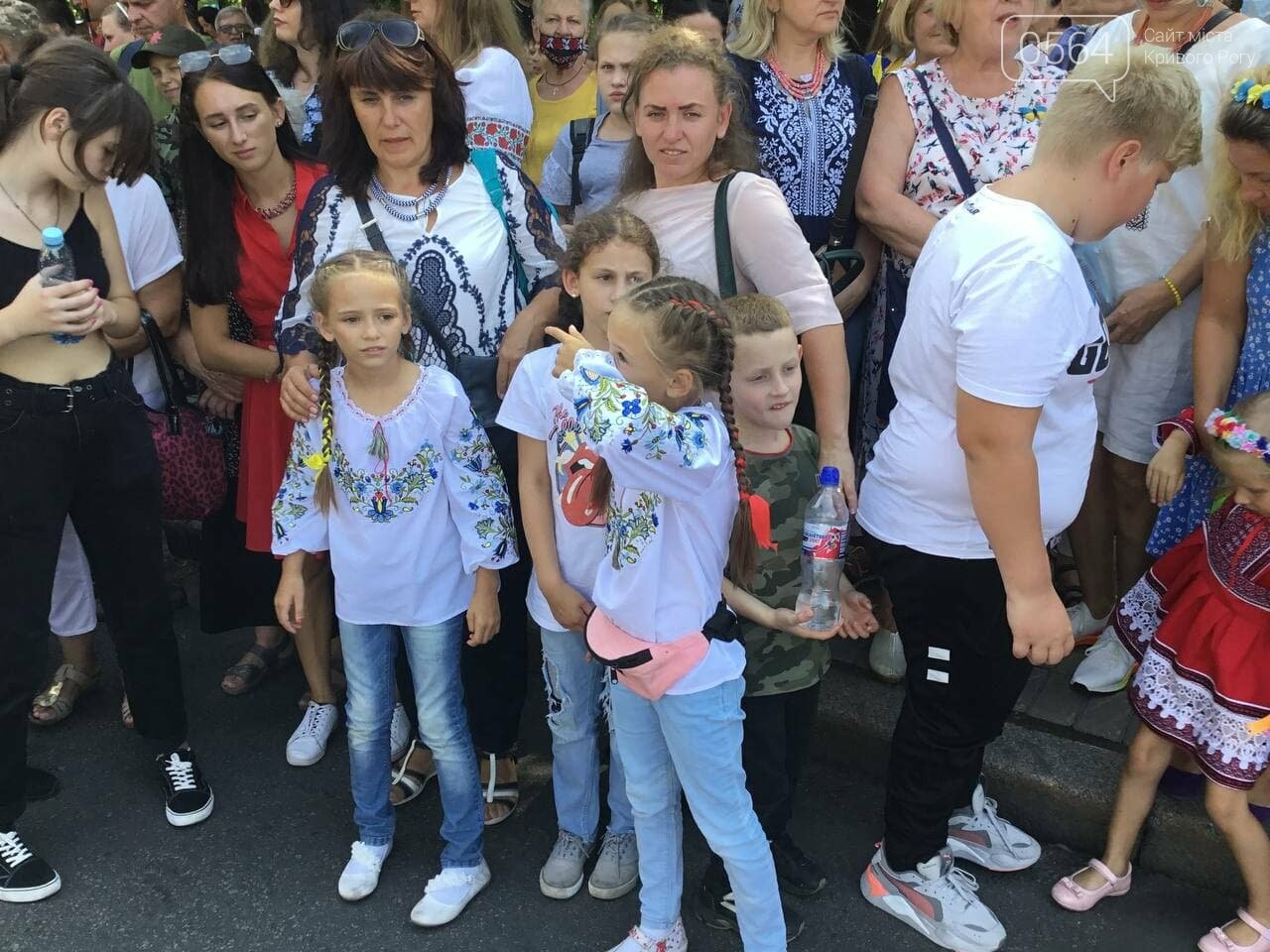 "Путин - х...ло!" и украинские дети, которые это усвоят: чем запомнится Марш защитников Украины 2021, - ФОТО, ВИДЕО, фото-101
