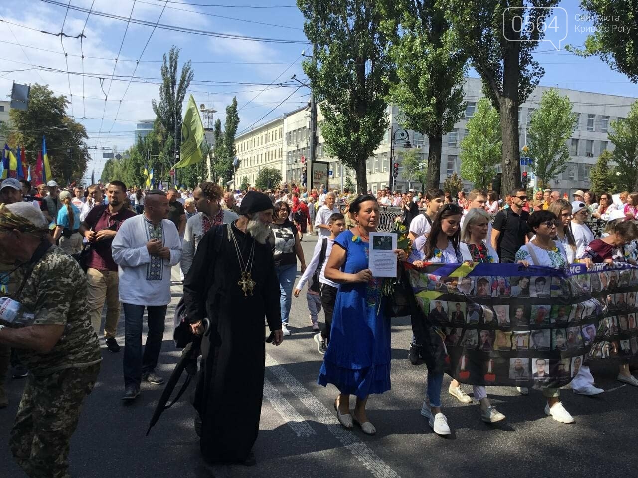 "Путин - х...ло!" и украинские дети, которые это усвоят: чем запомнится Марш защитников Украины 2021, - ФОТО, ВИДЕО, фото-50