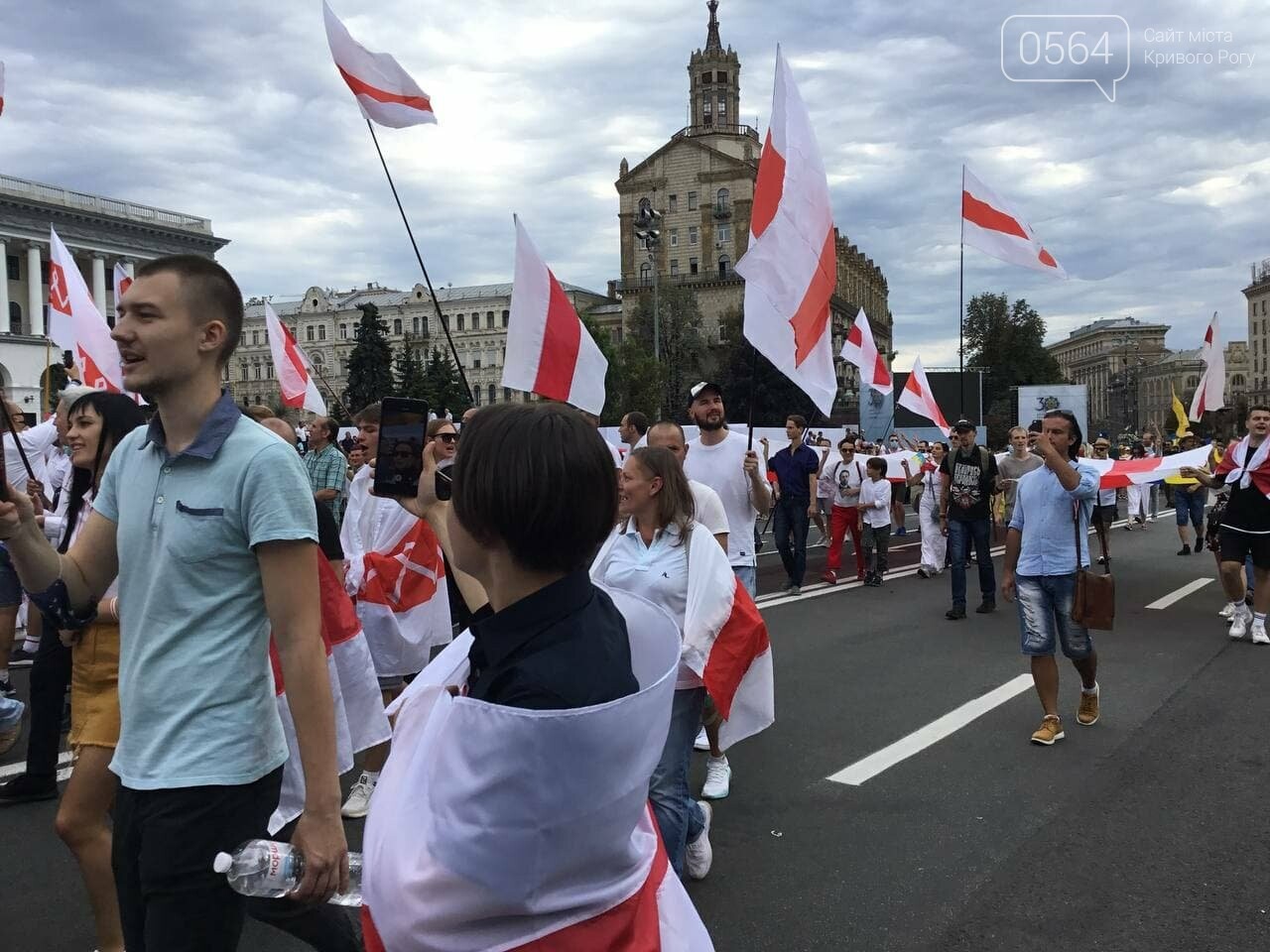 "Путин - х...ло!" и украинские дети, которые это усвоят: чем запомнится Марш защитников Украины 2021, - ФОТО, ВИДЕО, фото-40
