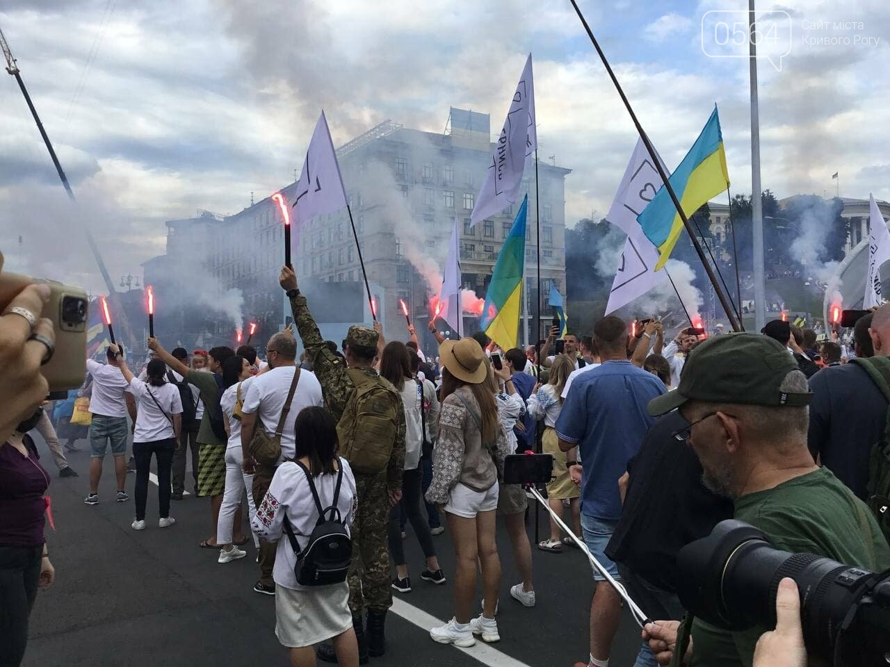 "Путин - х...ло!" и украинские дети, которые это усвоят: чем запомнится Марш защитников Украины 2021, - ФОТО, ВИДЕО, фото-34