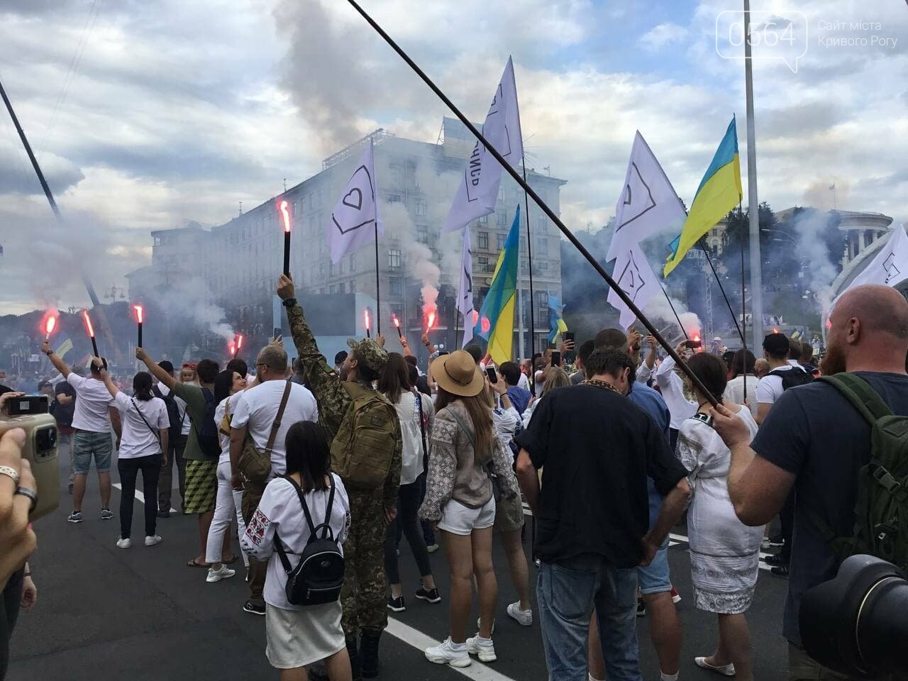 "Путин - х...ло!" и украинские дети, которые это усвоят: чем запомнится Марш защитников Украины 2021, - ФОТО, ВИДЕО, фото-33