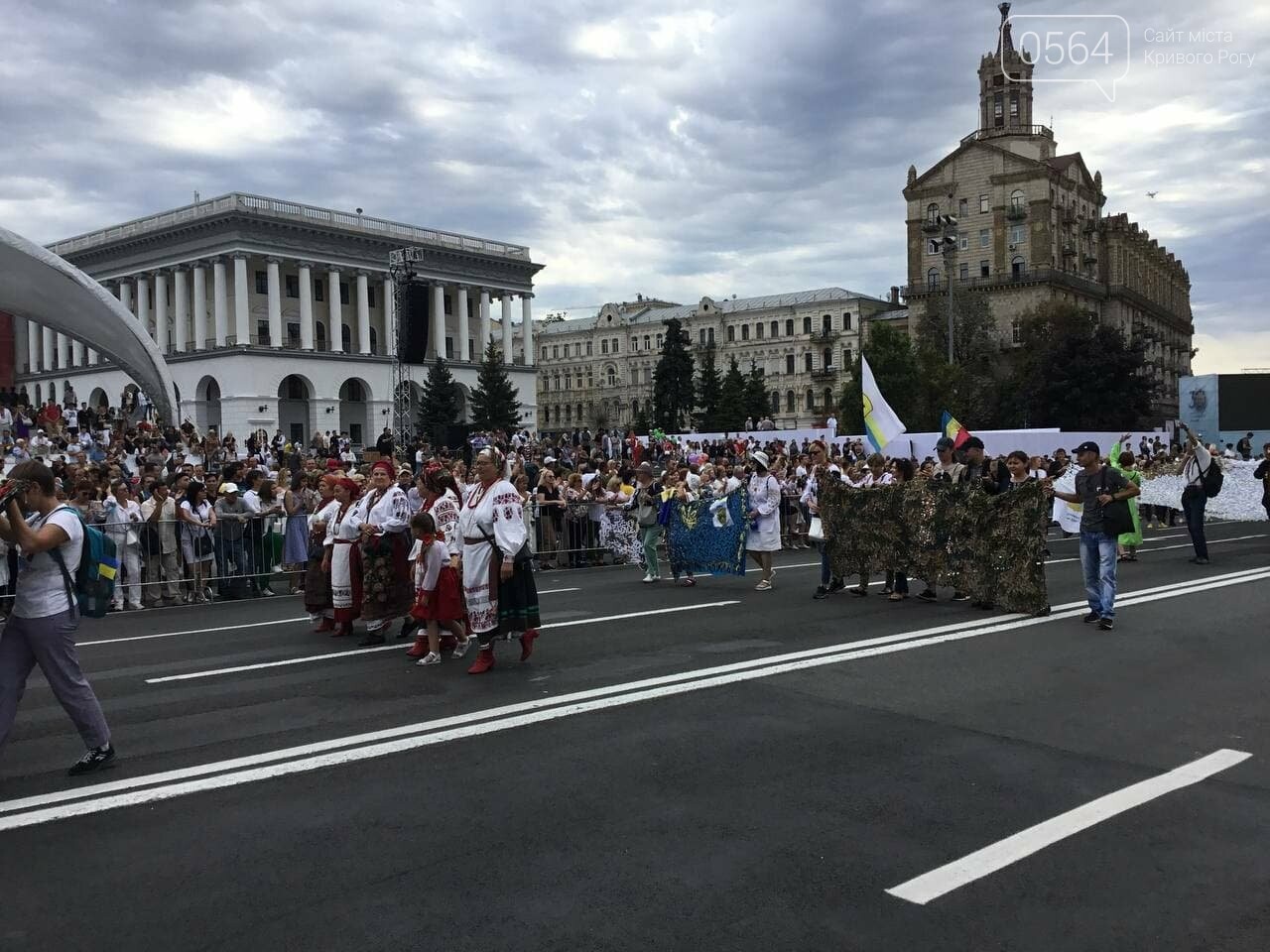 "Путин - х...ло!" и украинские дети, которые это усвоят: чем запомнится Марш защитников Украины 2021, - ФОТО, ВИДЕО, фото-26