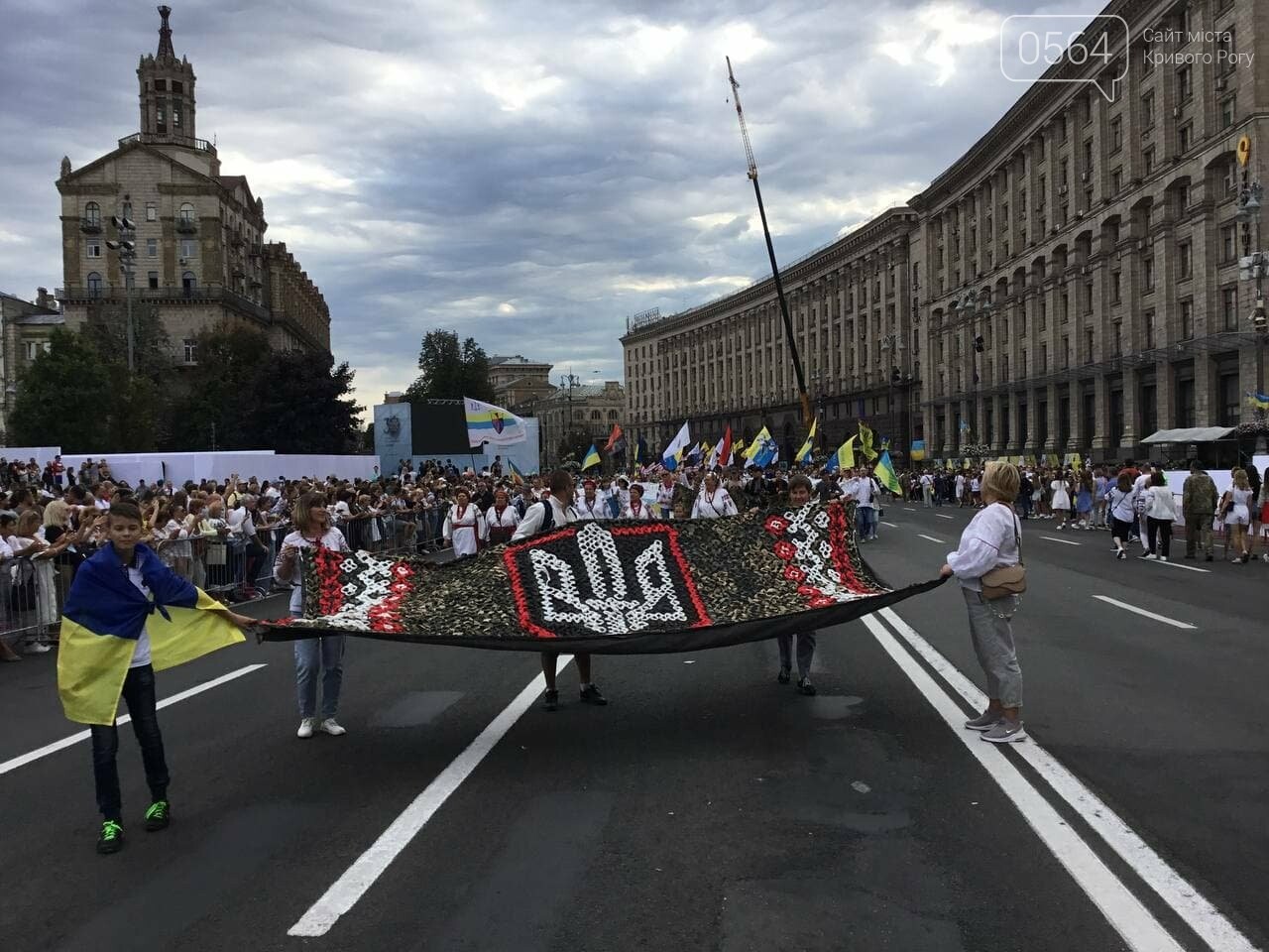 "Путин - х...ло!" и украинские дети, которые это усвоят: чем запомнится Марш защитников Украины 2021, - ФОТО, ВИДЕО, фото-25