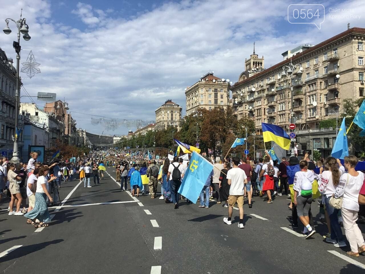 "Путин - х...ло!" и украинские дети, которые это усвоят: чем запомнится Марш защитников Украины 2021, - ФОТО, ВИДЕО, фото-9