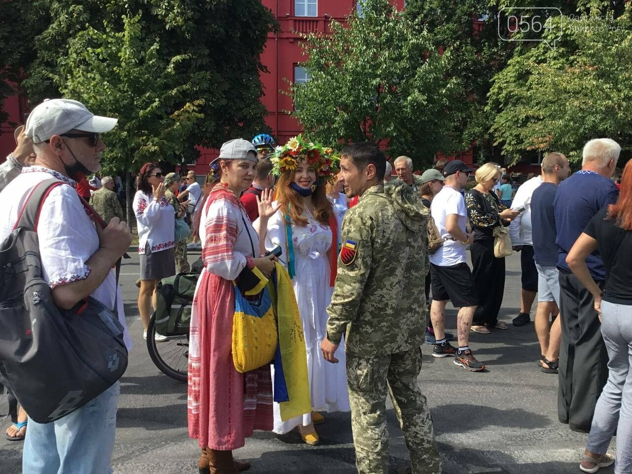 "Путин - х...ло!" и украинские дети, которые это усвоят: чем запомнится Марш защитников Украины 2021, - ФОТО, ВИДЕО, фото-58