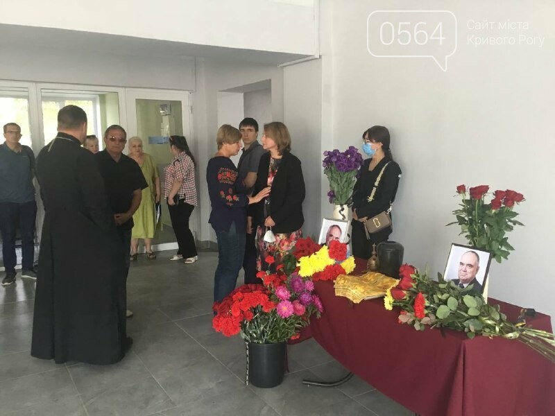 Он имел привилегию быть свободным: в Кривом Роге простились с профессором Шелевицким, - ФОТО, ВИДЕО, фото-11