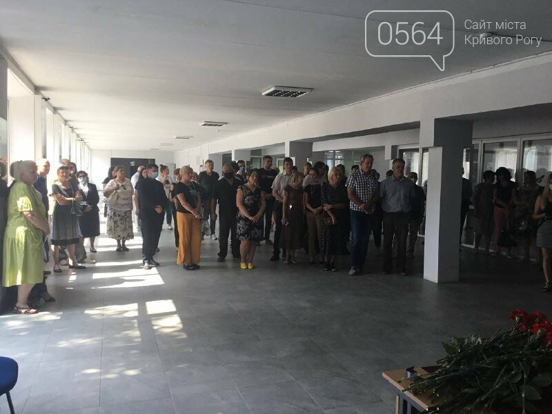 Он имел привилегию быть свободным: в Кривом Роге простились с профессором Шелевицким, - ФОТО, ВИДЕО, фото-46