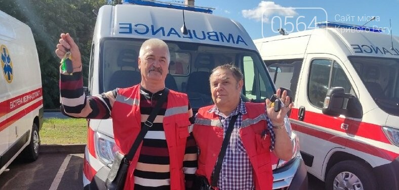 В Кривой Рог доставили 28 спецавтомобилей скорой помощи, - ФОТО, ВИДЕО, фото-10