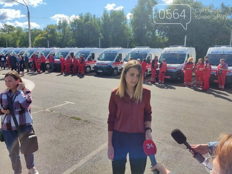 В Кривой Рог доставили 28 спецавтомобилей скорой помощи, - ФОТО, ВИДЕО, фото-20