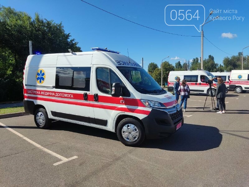 В Кривой Рог доставили 28 спецавтомобилей скорой помощи, - ФОТО, ВИДЕО, фото-22
