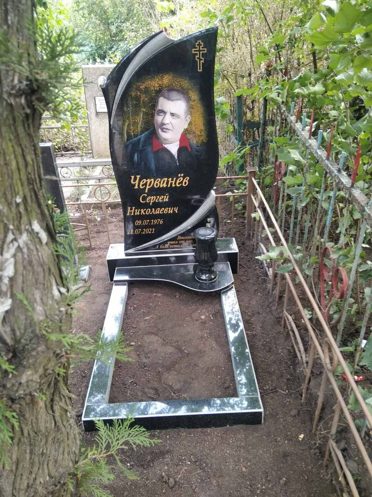 Одинарні пам'ятники, фото-8