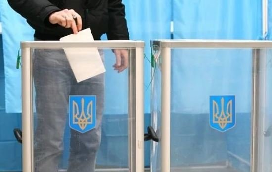 Криворожанину, который проголосовал дважды, грозит 3 года тюрьмы