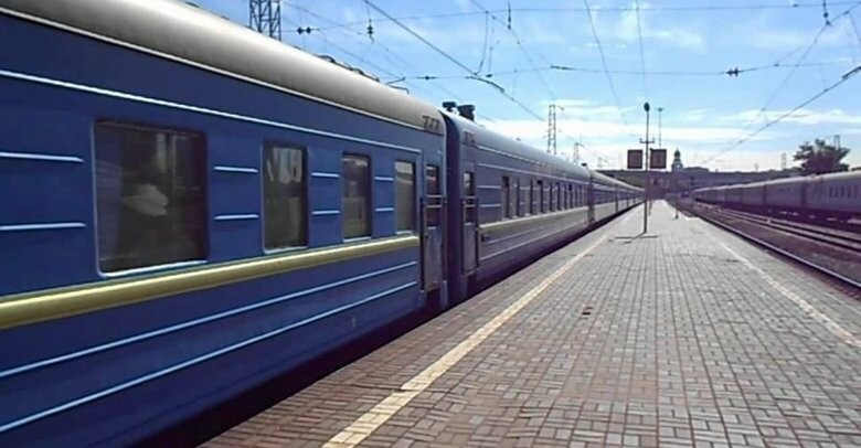 Перед Новым годом дополнительно запустят поезд Кривой Рог - Киев - Ужгород