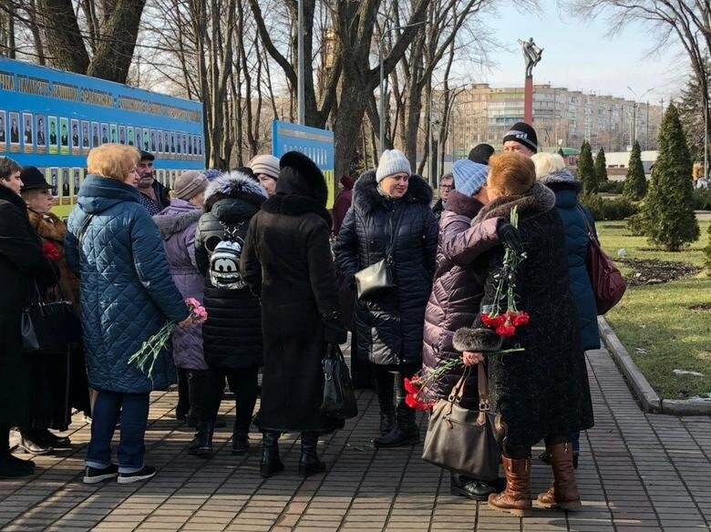 Погода в дебальцево на 10 дней. Дебальцево праздник 2 августа. Погода в Дебальцево. Погода в Дебальцево на завтра. Погода в Дебальцево на неделю.