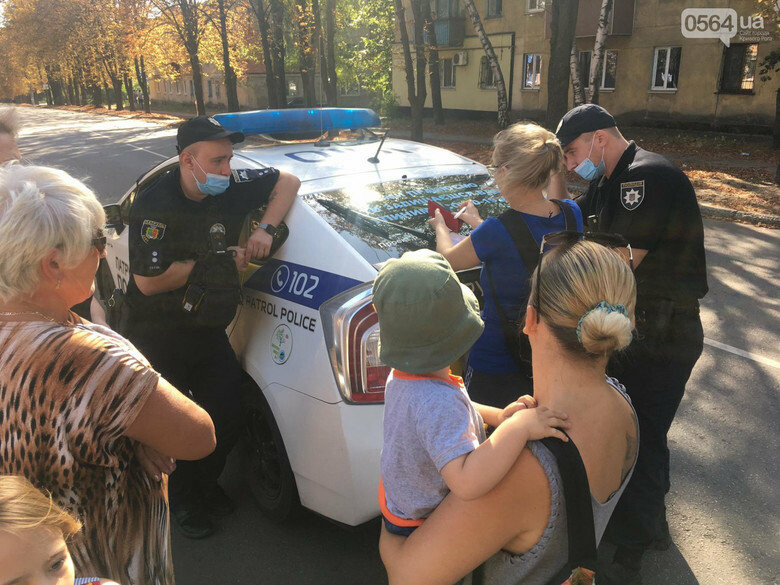 Материалы по криворожанке, назвавшей защитников Украины убийцами, направлены в СБУ, - полиция