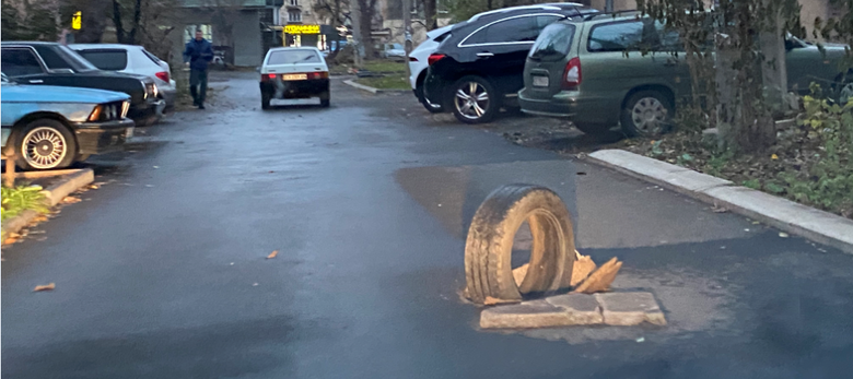 Чем накрывают автомобиль