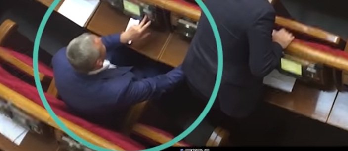 В Украине впервые будут судить нардепа за кнопкодавство, - ВИДЕО