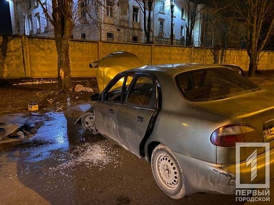 В Кривом Роге автомобиль влетел в дерево: пострадали 2 взрослых и 3 детей, - ФОТО, фото-5