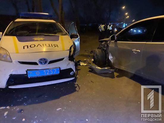 Авария в Кривом Роге: Hyundai выехал на "встречку" и врезался в патрульных, - ФОТО, фото-2