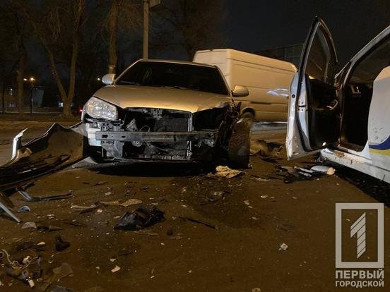 Авария в Кривом Роге: Hyundai выехал на "встречку" и врезался в патрульных, - ФОТО, фото-3