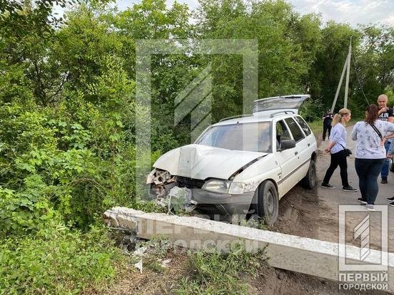 В Кривом Роге "Ford" снес электроопору, - ФОТО, фото-5