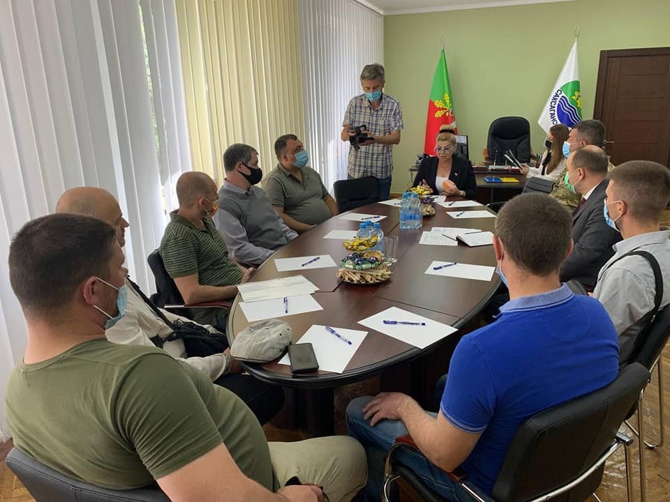 В Кривом Роге для бойцов АТО/ООС организовали бесплатные занятия в бассейне и спортзале, - ФОТО , фото-2