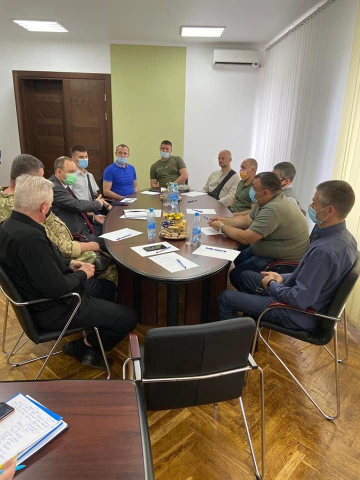 В Кривом Роге для бойцов АТО/ООС организовали бесплатные занятия в бассейне и спортзале, - ФОТО , фото-7