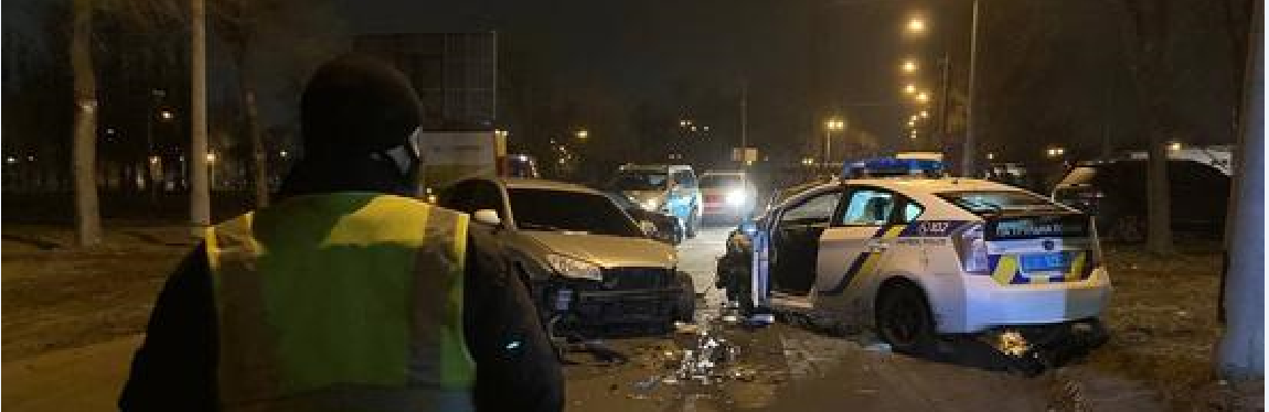 Авария в Кривом Роге: Hyundai выехал на 