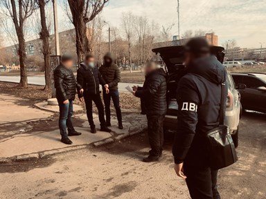 В Кривом Роге будут судить высокопоставленного полицейского за взятку в 5000 долларов, - ФОТО 