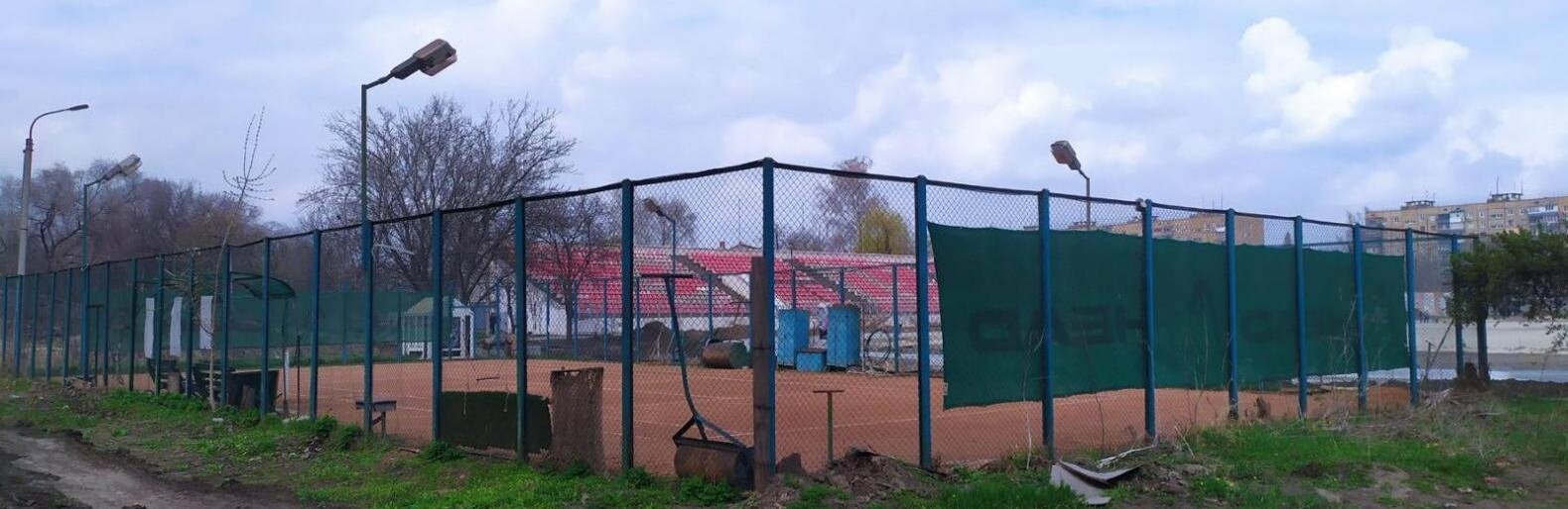 В Кривом Роге сдали в аренду коммунальную собственность - теннисный корт за 2408 гривен, - ФОТО