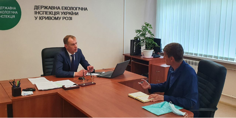 Глава ГЭИ во время приема граждан в Кривом Роге рассказал о работе общественных инспекторов