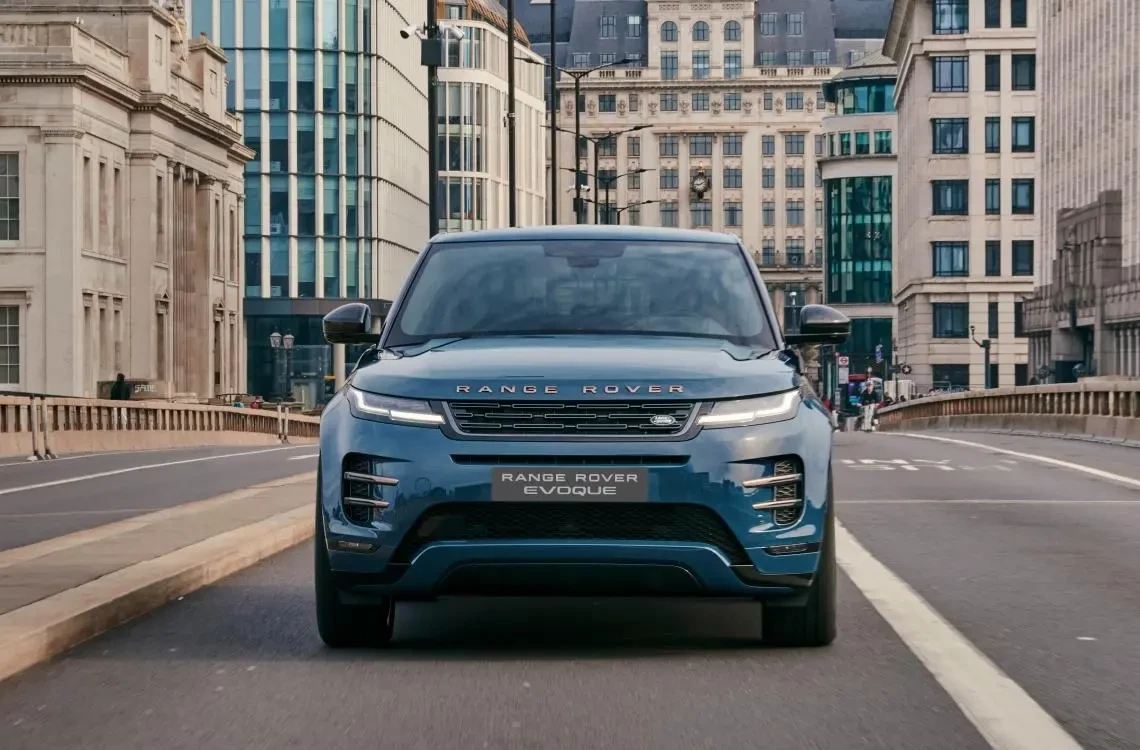 Огляд Land Rover Evoque: дизайн, технології та можливості компактного SUV