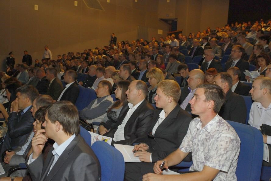 Днепропетровск_Актуальні питання впровадження нового Кримінально-процесуального кодексу обговорили науковці і практики_12_09 (4)