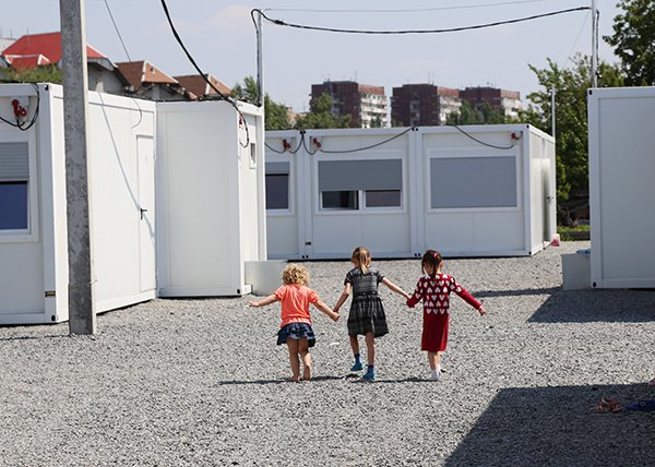 В Днепропетровском модульном городке почти нет мест. Переселенцев будут селить в Кривом Роге и Никополе (фото) - фото 1