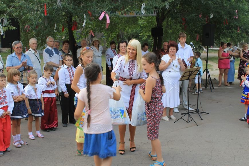 Фонд «Украинская перспектива» провел акцию «Моя Україно, пізнати тебе мені щастя дано!» (фото) - фото 1
