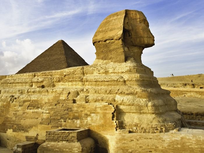 World_Egypt_Sphinx_and_Pyramid_007829_