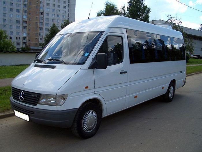 Mercedes_sprinter_b